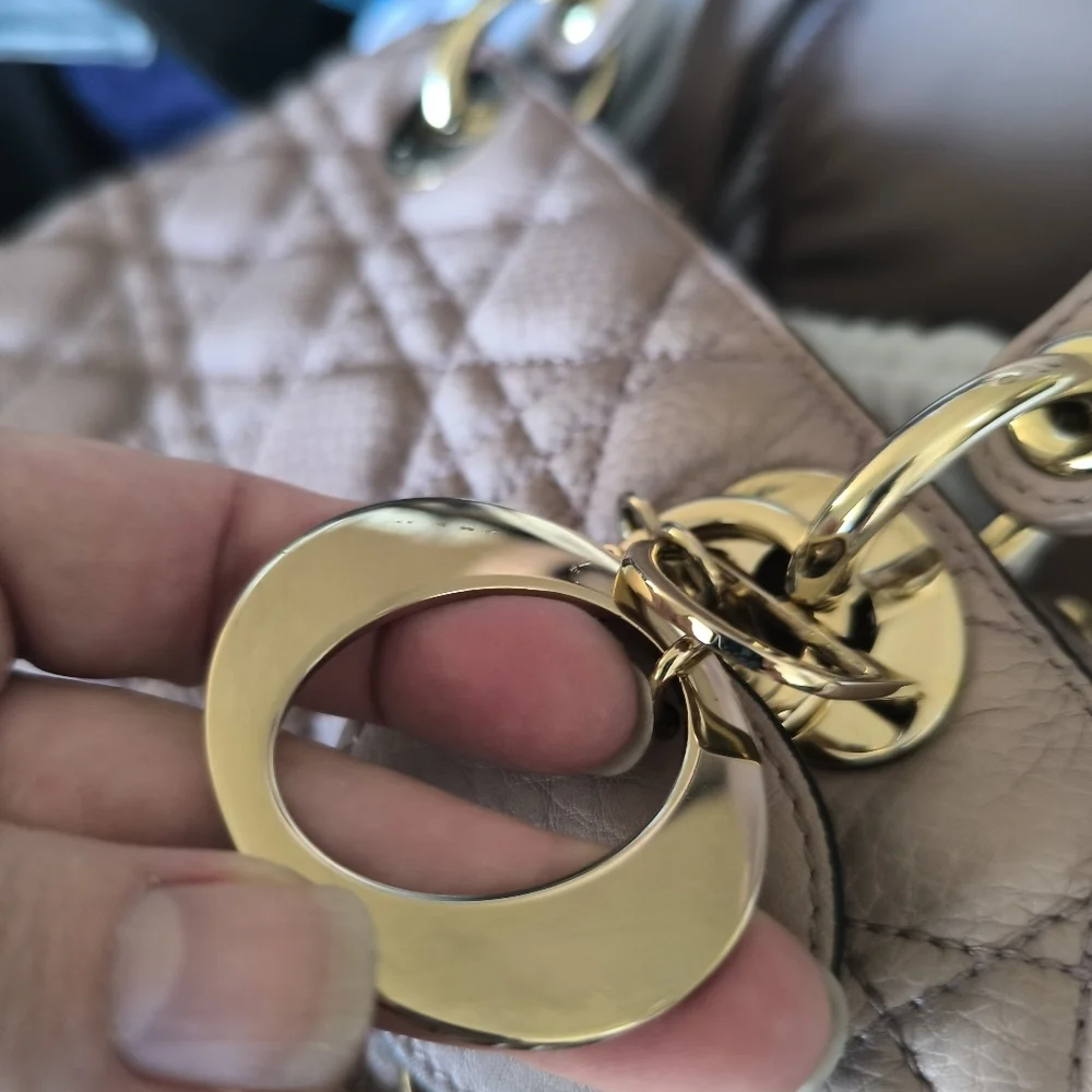 CHRISTIAN DIOR Grained Calfskin Medium Supple Lady Dior